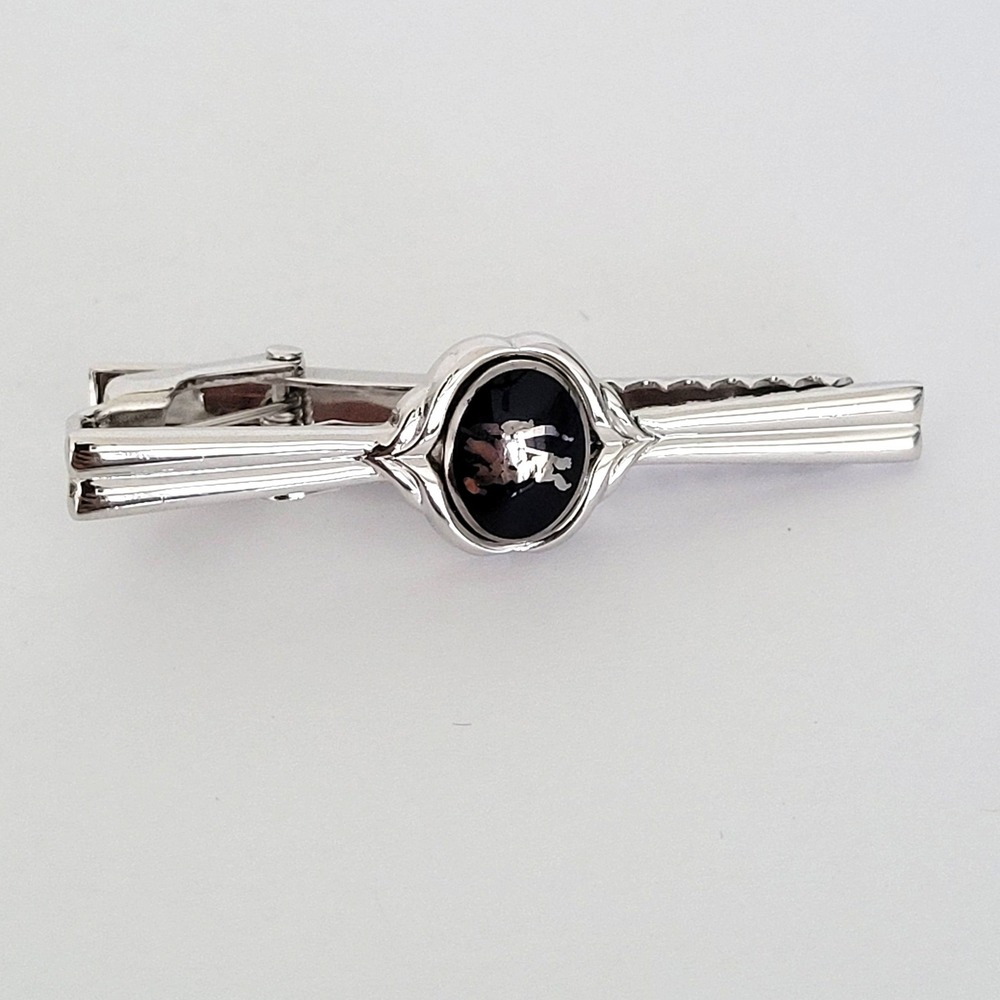 Burberrys Vintage Silver Tone Tie Clip Black Prorsum Knight Logo Mens Accessory